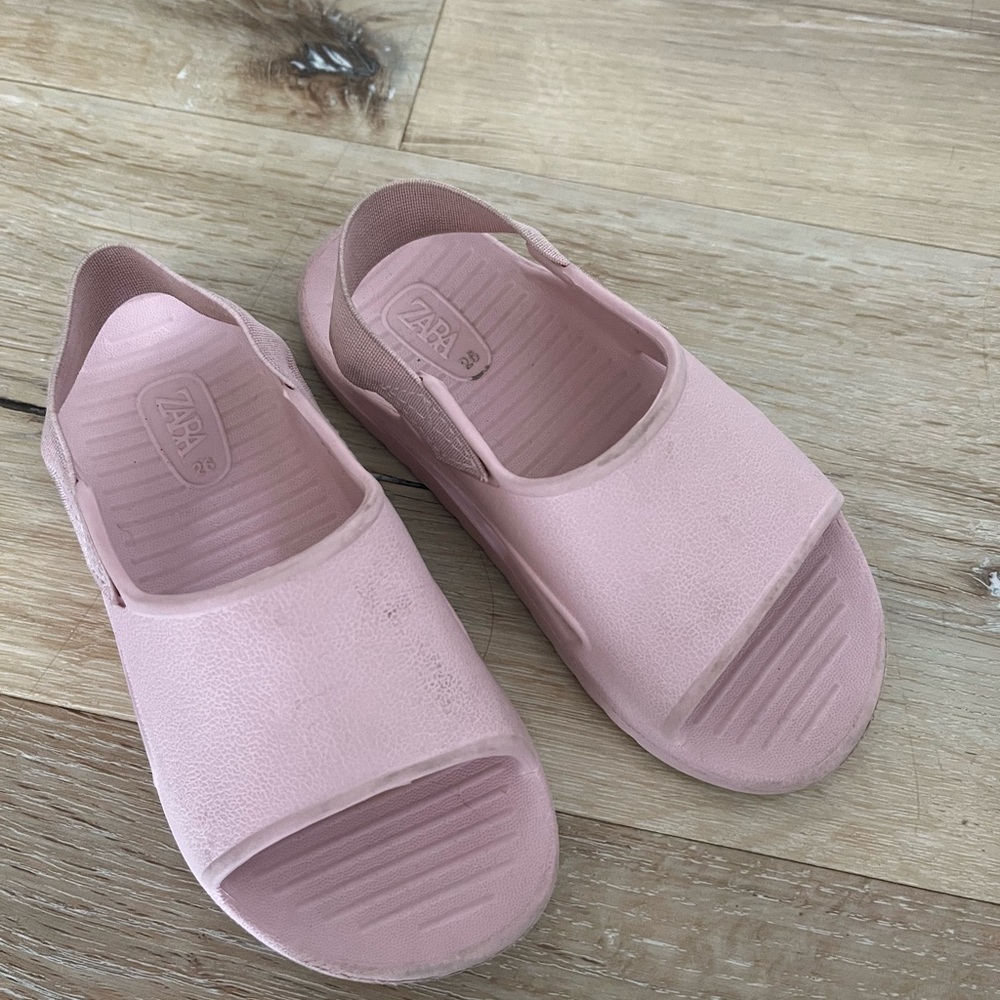 Zara girl pool beach sandal pink size 26